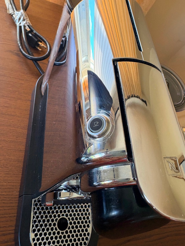 Nespresso Coffee Maker CitiZ - photo 4
