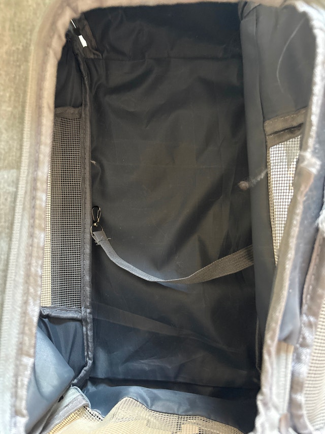 Cat or Dog Bag Carrier - photo 2
