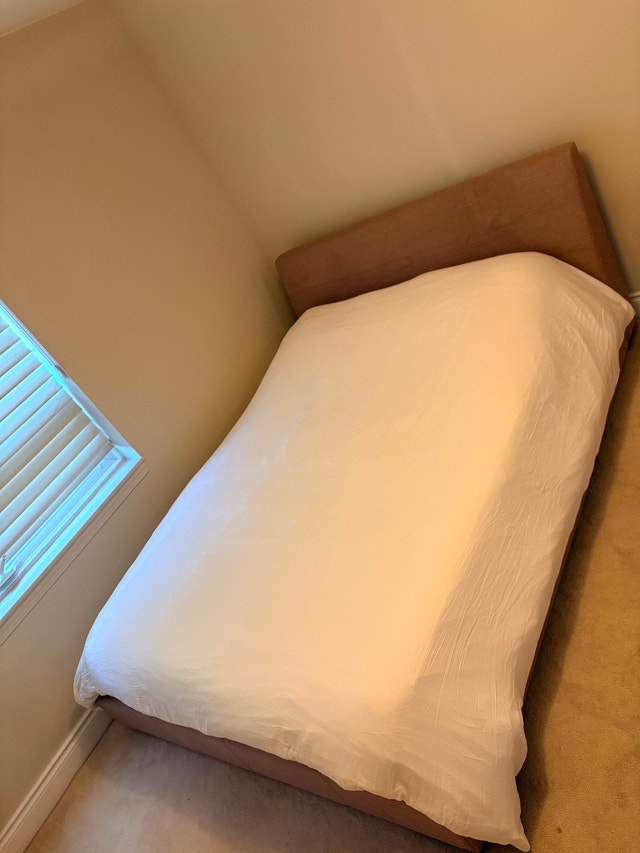 Bed Frame - Queen Size - photo 4