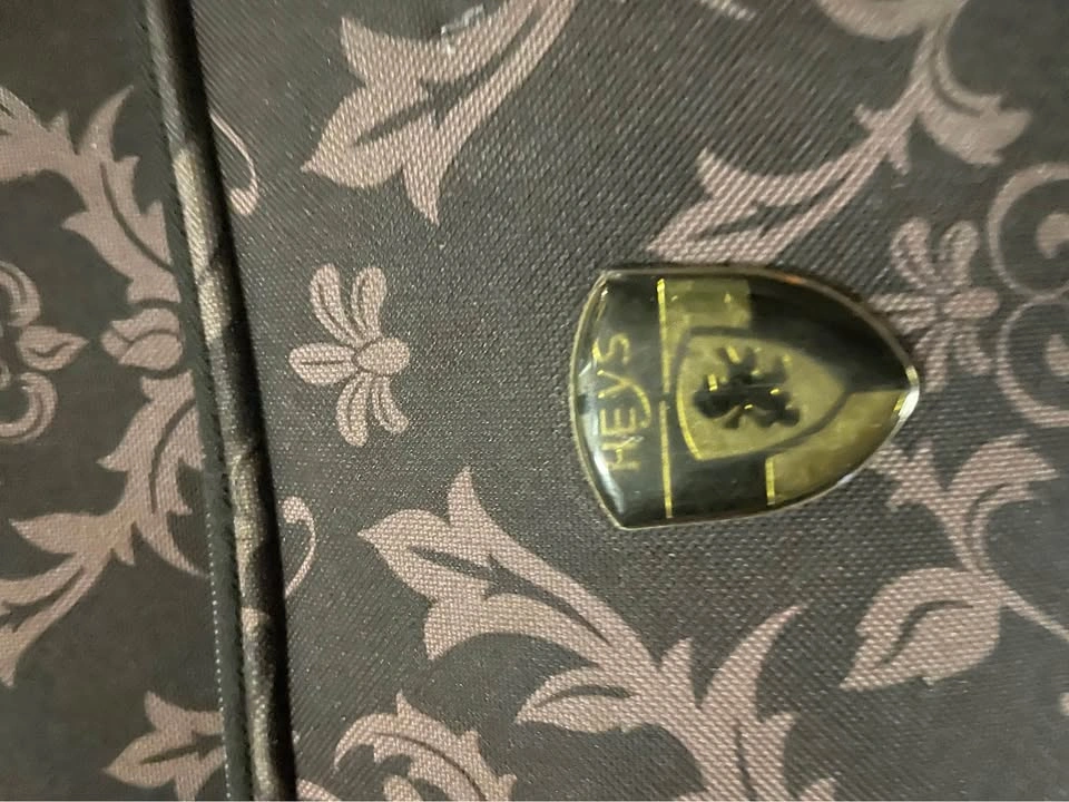Suitcase - photo 3