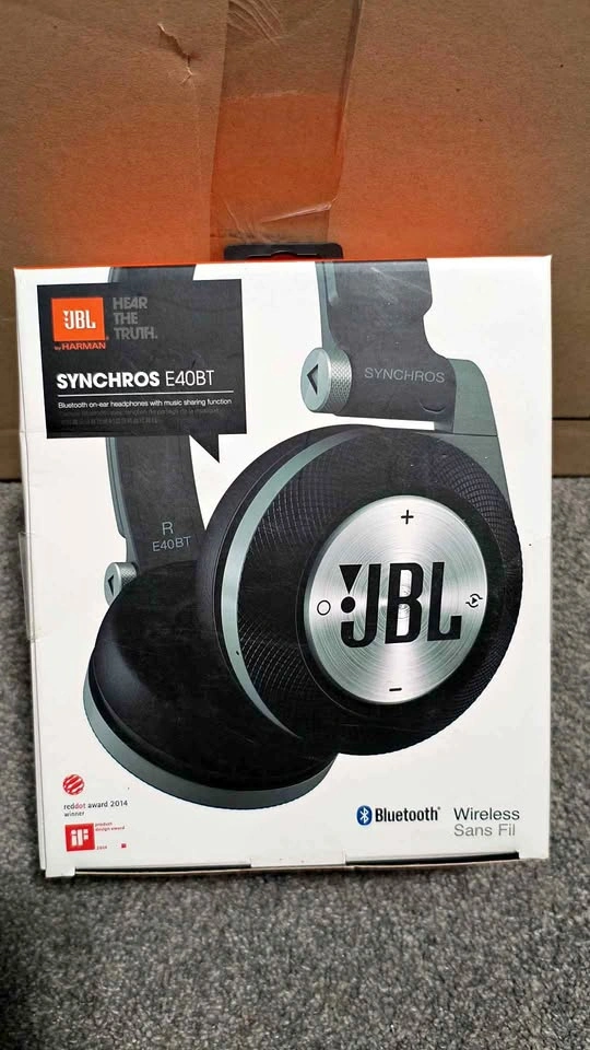 JBL Synchros E40BT Bluetooth Headphones