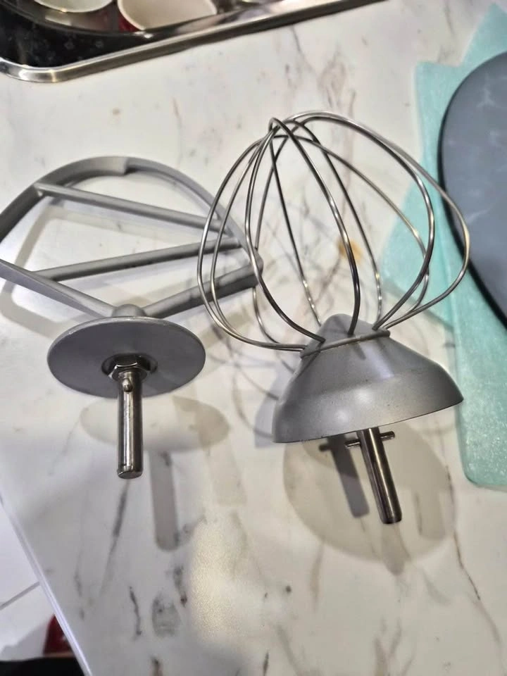 Cuisinart stand mixer attachment - photo 2
