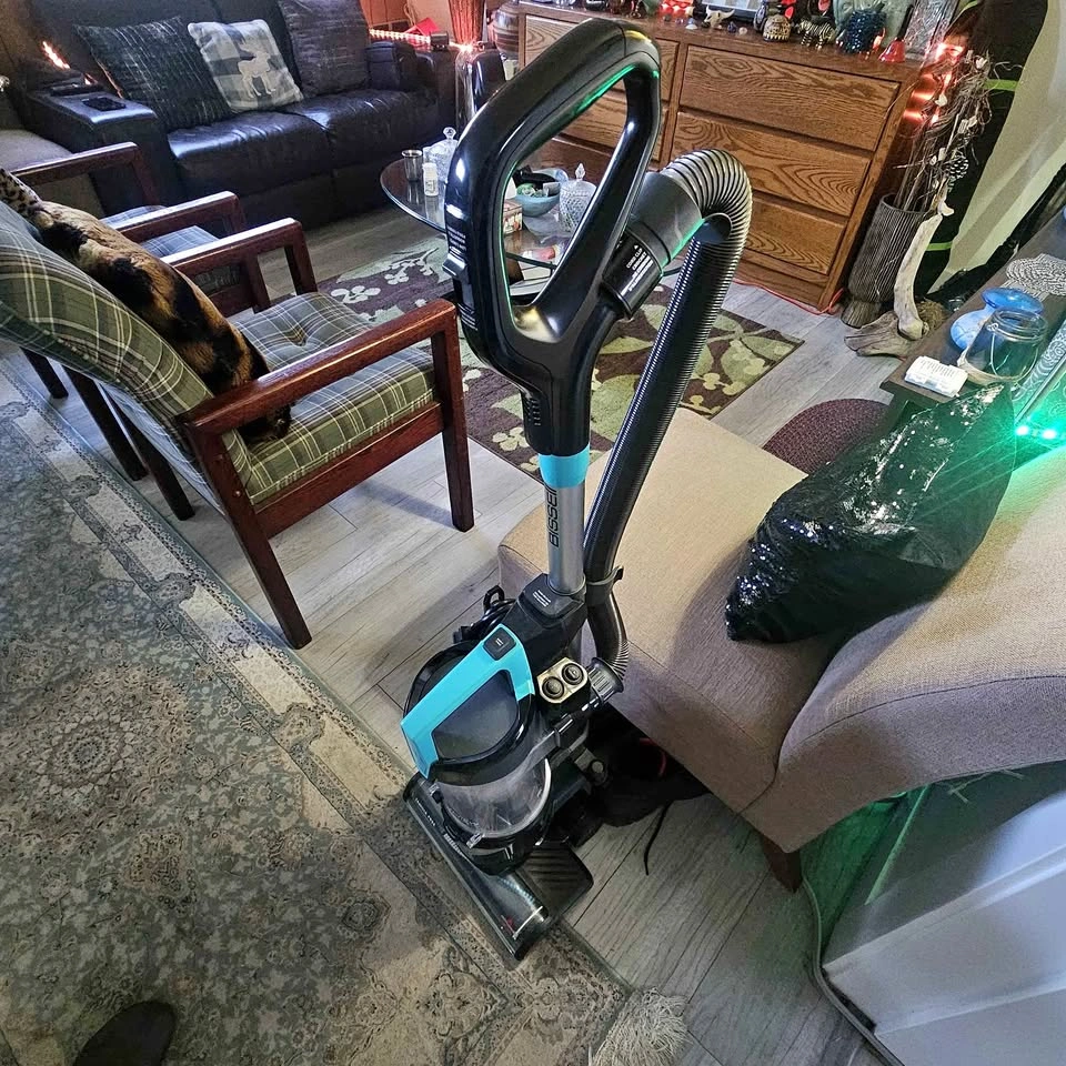 Bissell CleanView Swivel Rewind Pet Vacuum