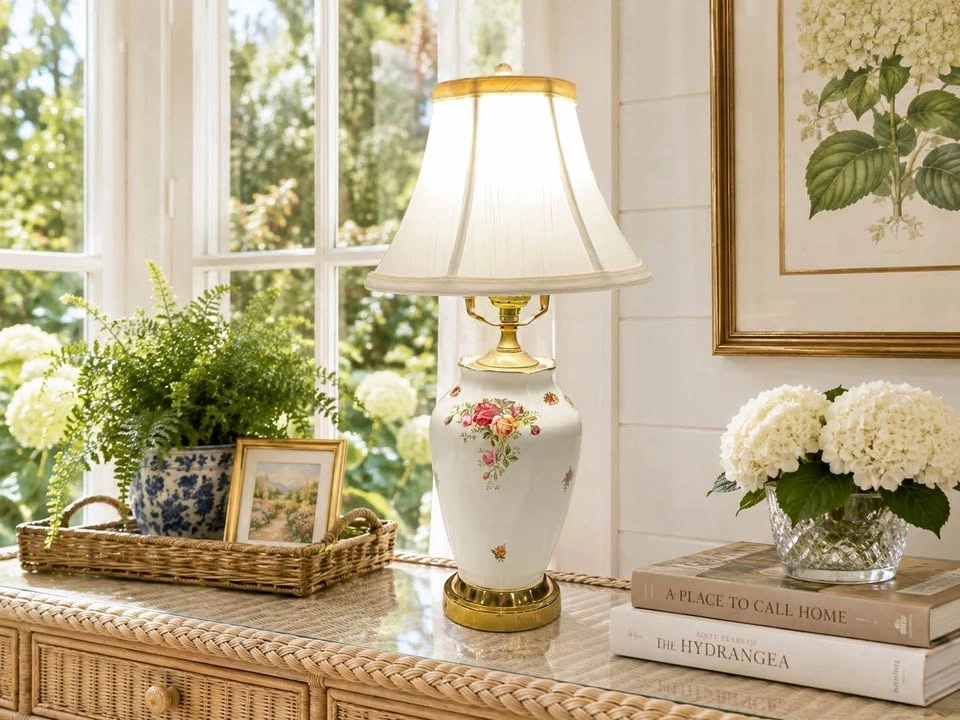 Table Lamp Vintage Royal Albert Old Country Roses Bone China
