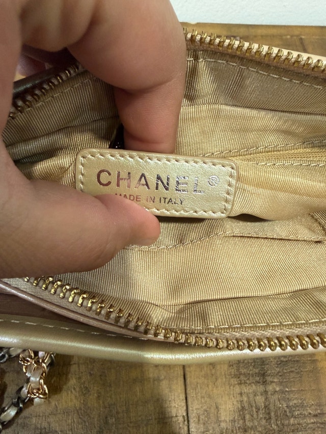 Chanel Small Iridescent Gabrielle Hobo - photo 3