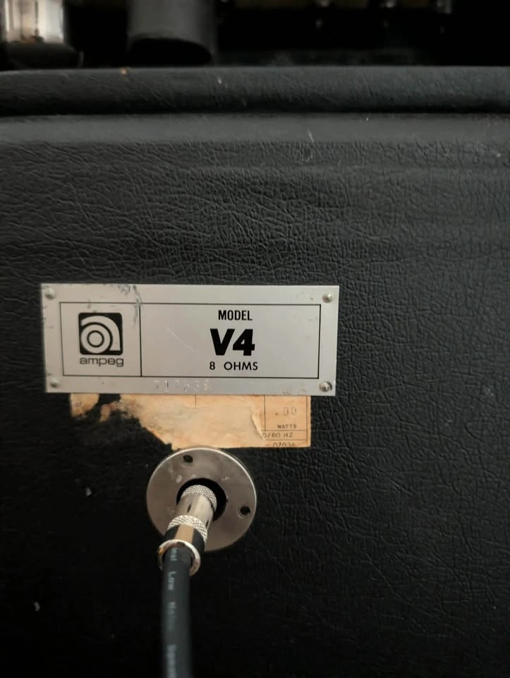 Vintage AMPEG V4 Tube Amp with matching Cabinet - photo 3