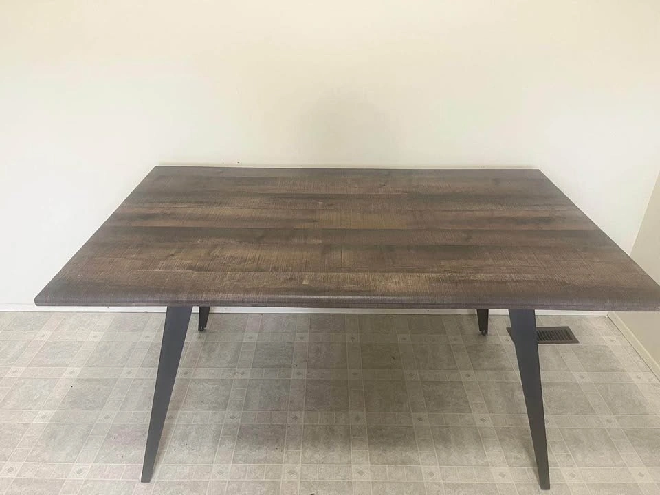 Brand New Dining Table with 4 Chairs – Beautiful & Sturdy - photo 2