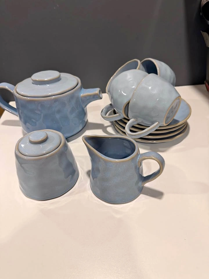 Ollie & Olivia Ceramic Tea Set – Never Used, Display Only