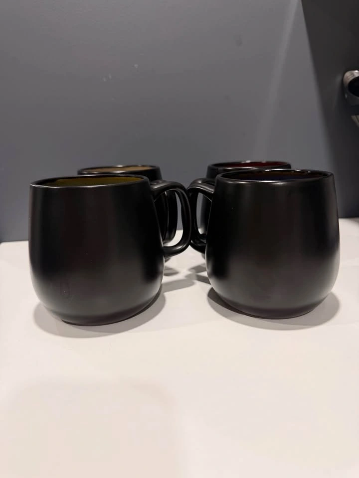 Black Ceramic Coffee Mugs with Coloured Interiors – Set of 4 - photo 2