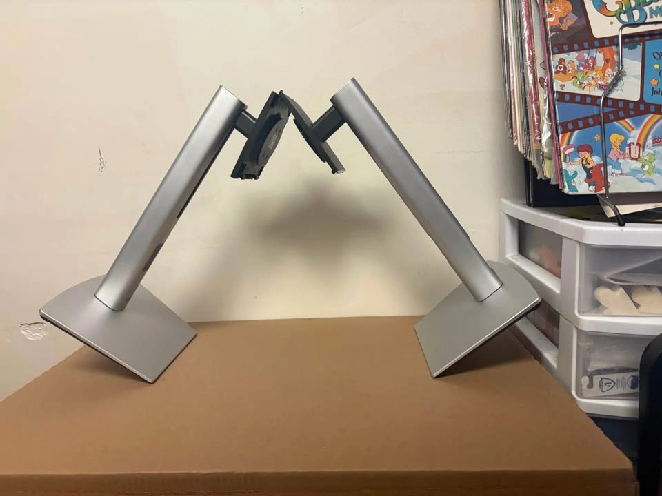 VESA Standard Monitor Stand by Dell - photo 3