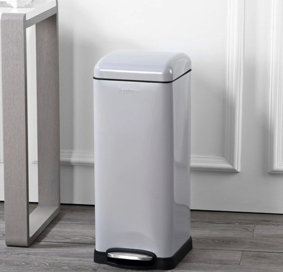 Trash can - Excellent Condition
