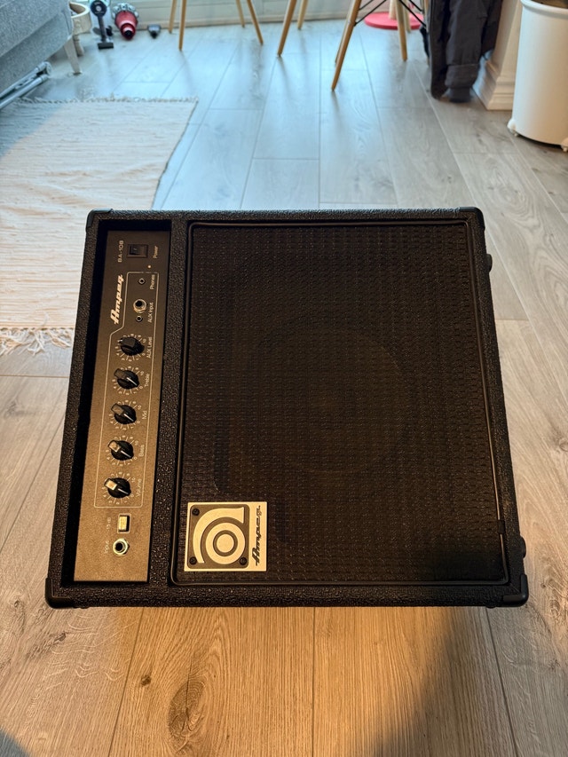 Ampeg BA-108 Bass Combo Amp - photo 4