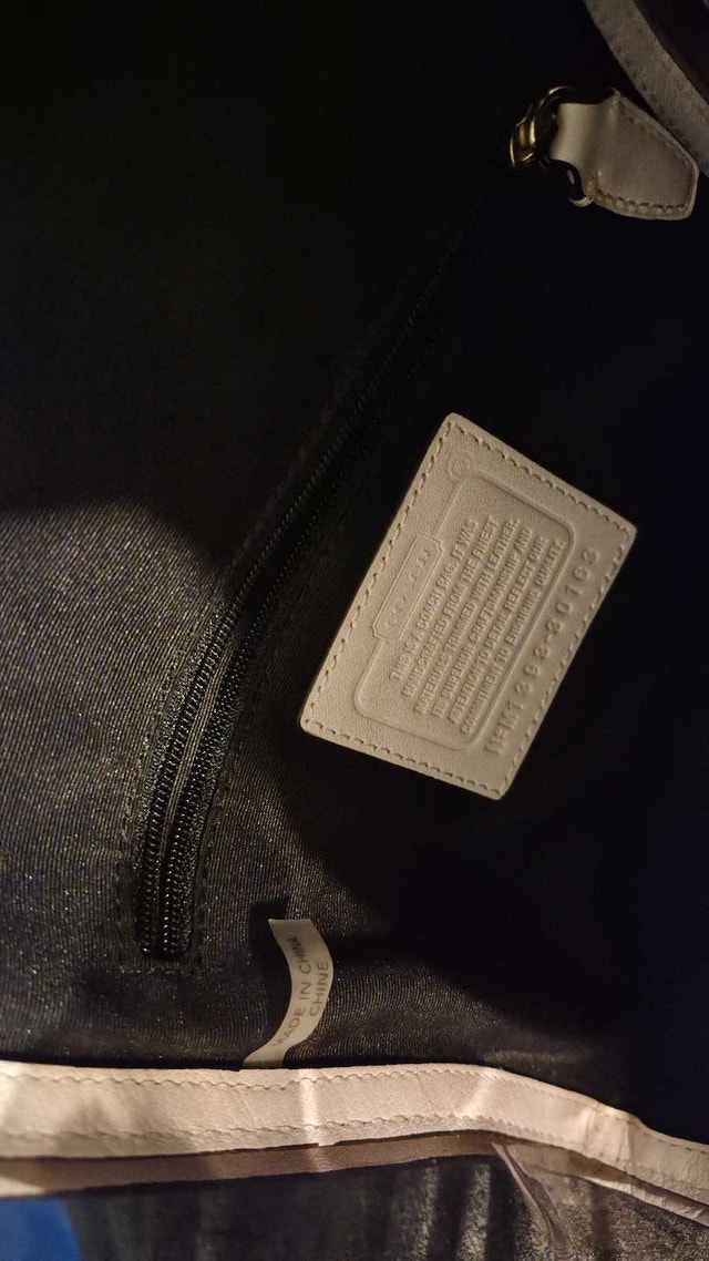 COACH Bleecker Riley Tote / Crossbody – White & Tan Leather - photo 5
