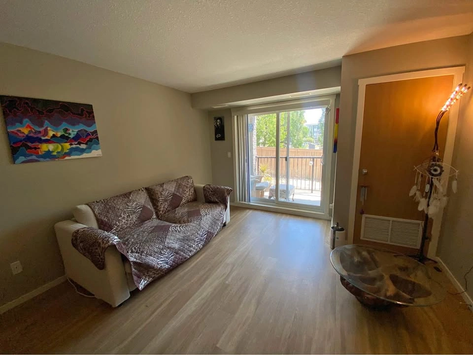 2 Beds 1 Bath - Apartment