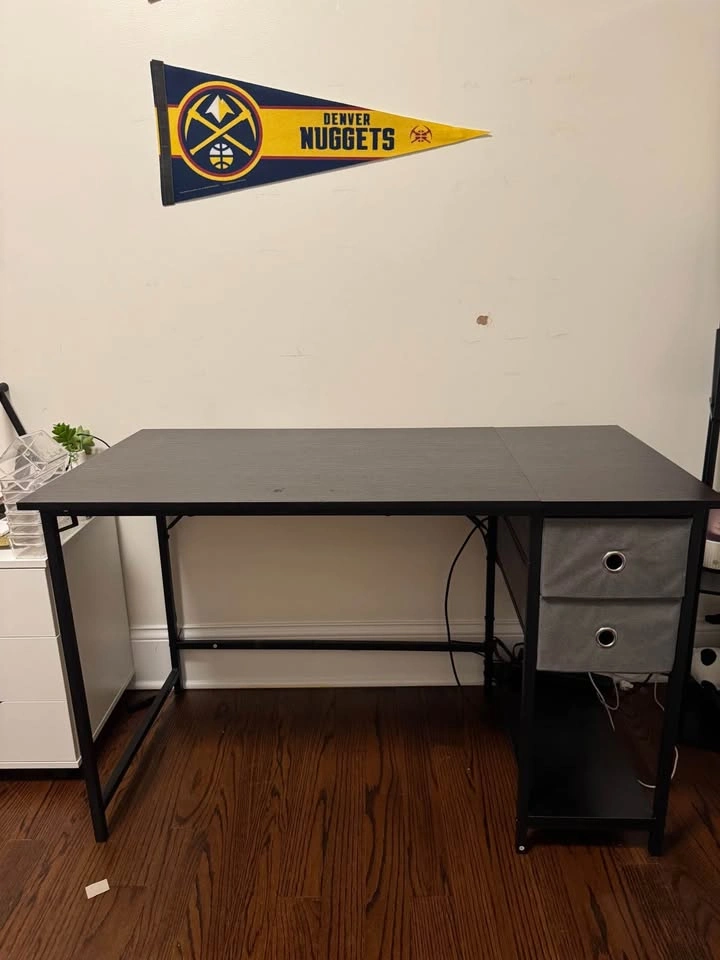 Black desk - photo 2
