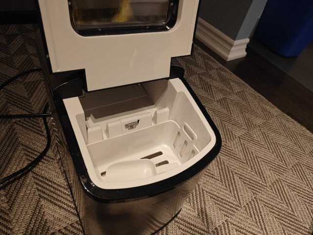 Stainless steel Countertop Icemaker - photo 5