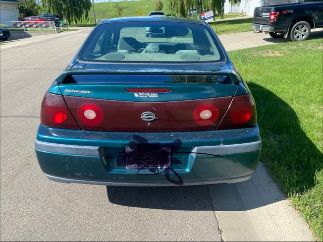 2000 Chevrolet Impala Sedan - photo 4