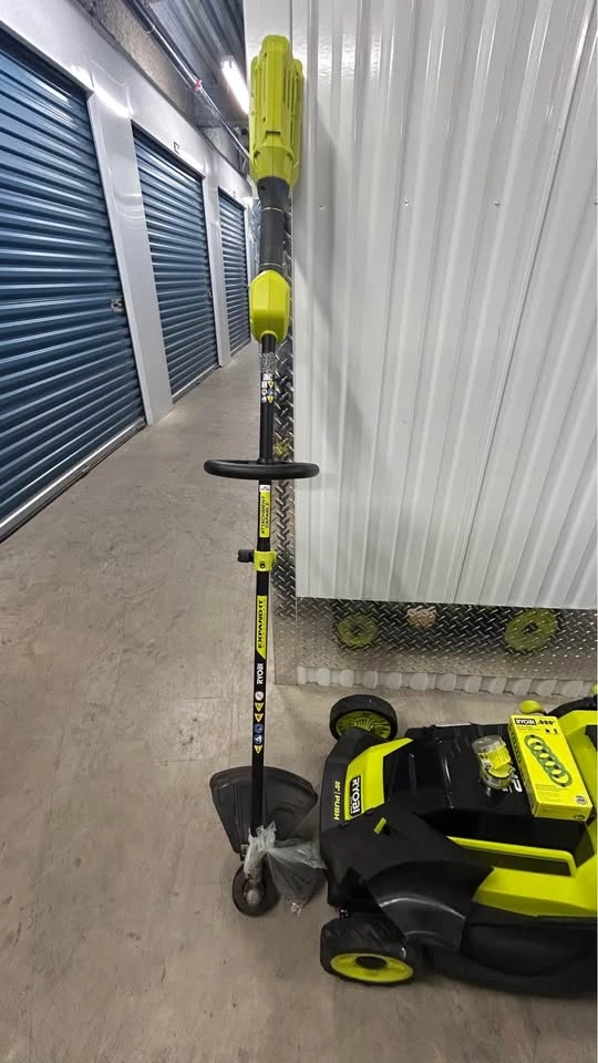 Ryobi 18V 13” Cordless String Trimmer with Battery & Charger - photo 5