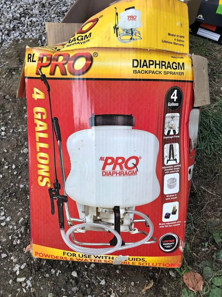 4 Gallon RL PRO Backpack Sprayer - 914PR