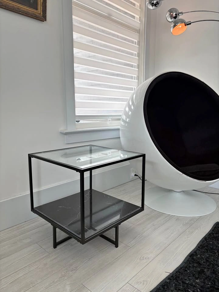 MODERN BLACK MARBLE AND GLASS SIDE TABLE!
