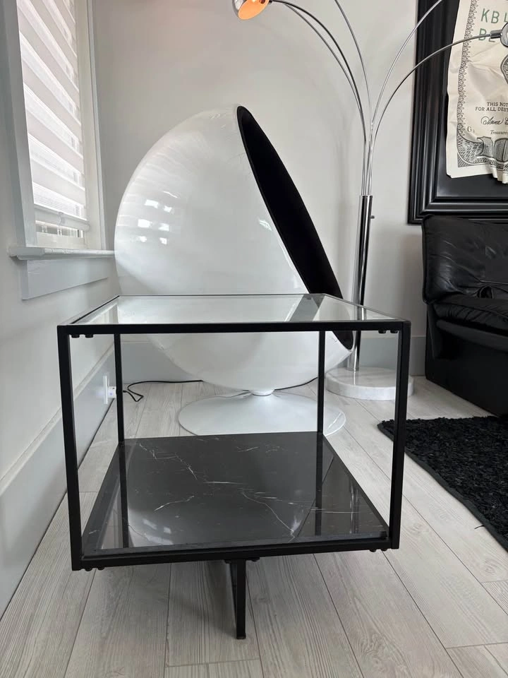 MODERN BLACK MARBLE AND GLASS SIDE TABLE! - photo 2