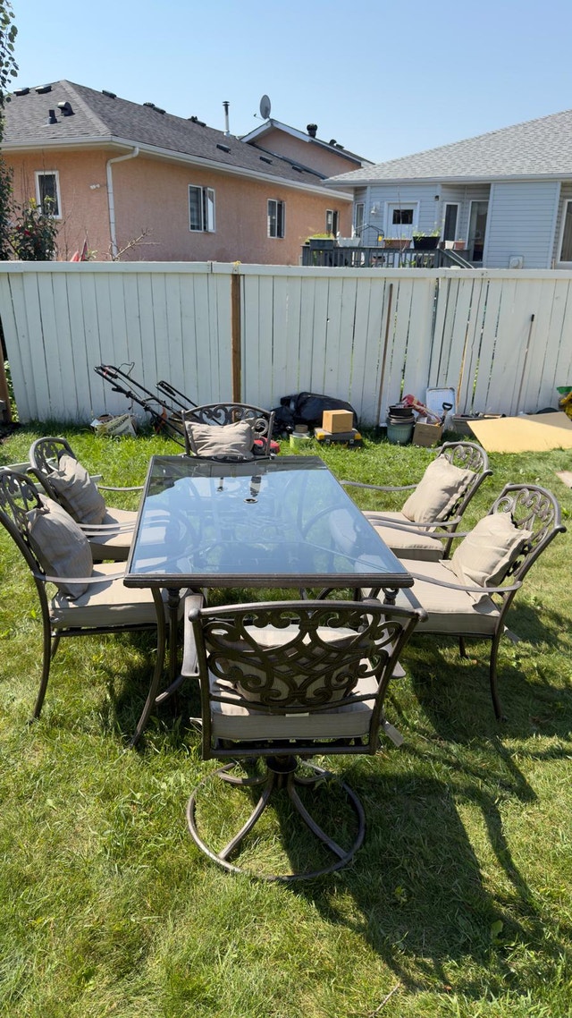 Hampton Bay Broadview 7-Piece 6-Seat Steel-Frame Outdoor Dining - photo 2