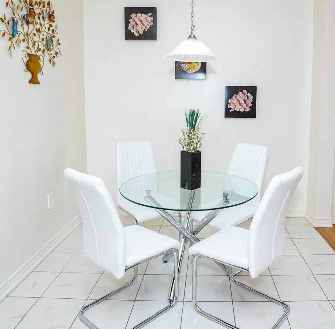 Round Glass Dining Table with leather chairs for sale - photo 2