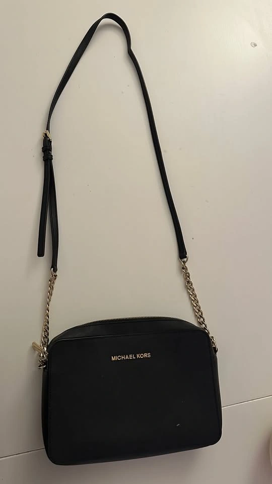 Jet Set Large Saffiano Leather Crossbody Bag