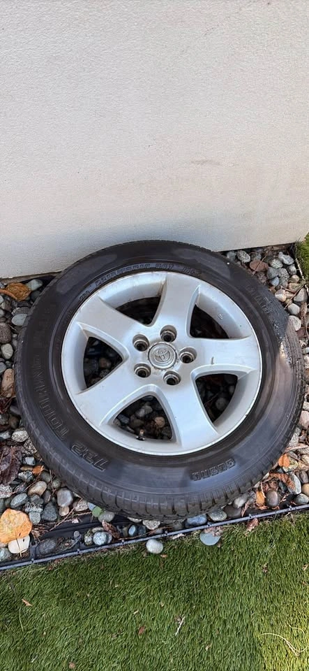 P215/60R16 2003 Toyota Camry Alloy Rims (Set of 4) - photo 5