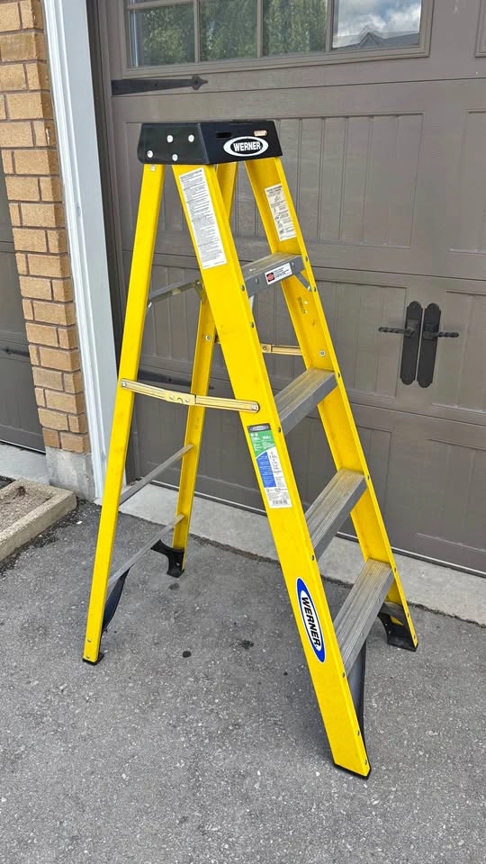 Werner 5 ft fibreglass stepladder