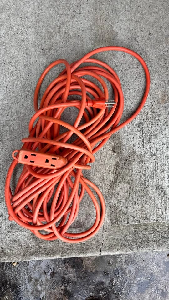 50 foot 14 gauge outdoor extension cord with tri outlet end