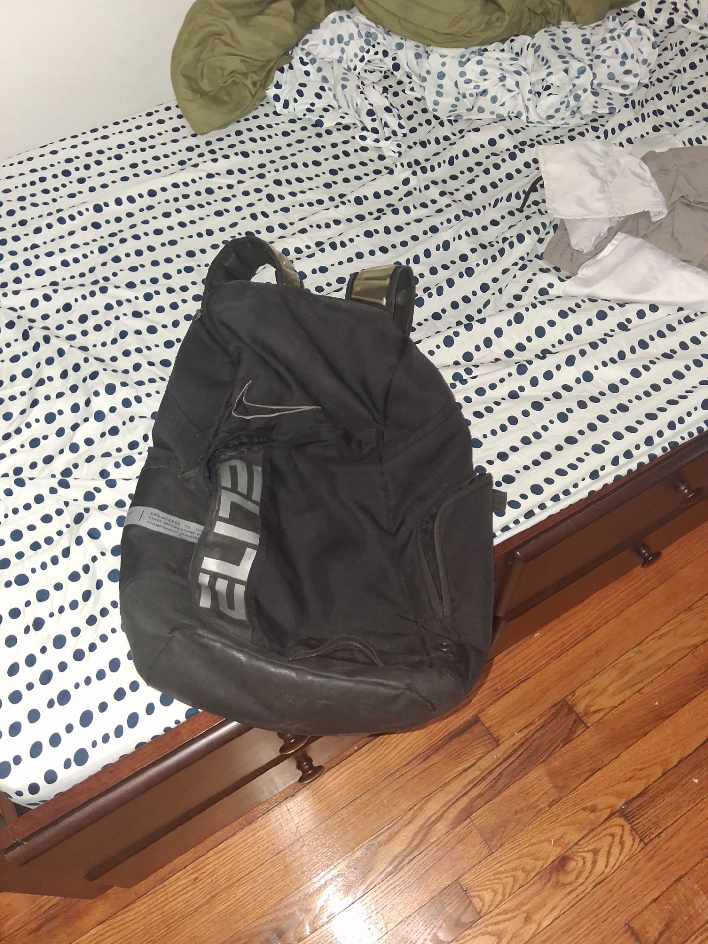 Nike elite