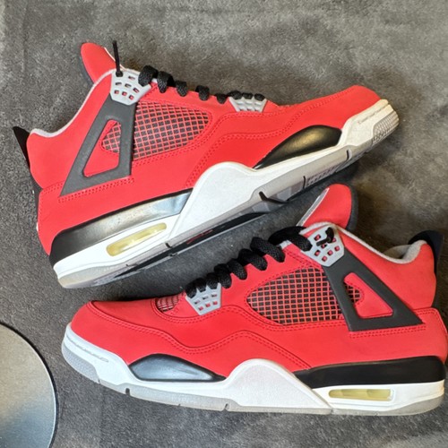 Jordan 4 Retro Toro Bravo 2013 Size 11.5