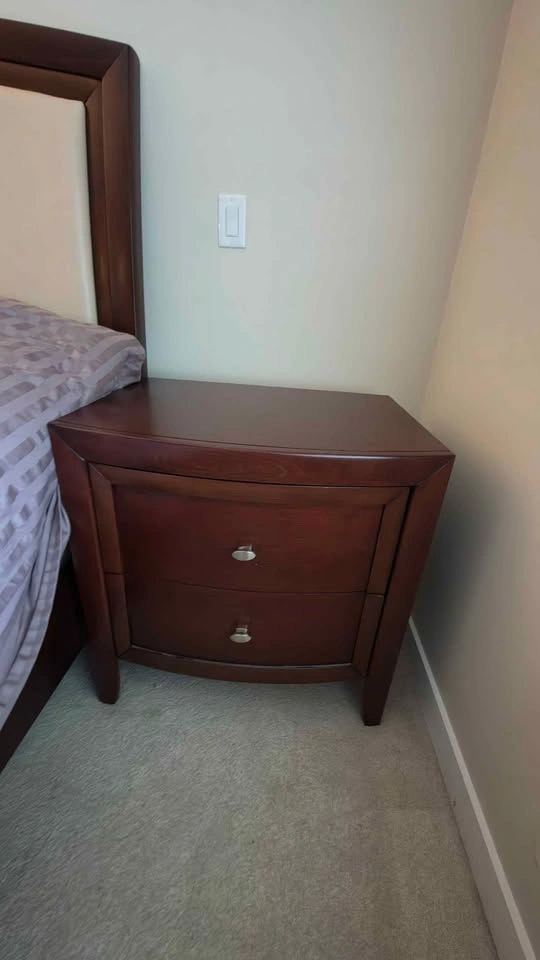 Matching Set of 2 Solid Wood Nightstands - photo 2