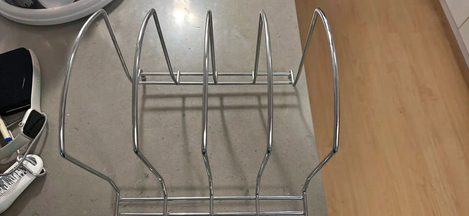 Chrome Wire Pot Lid and Plate Organizer Rack