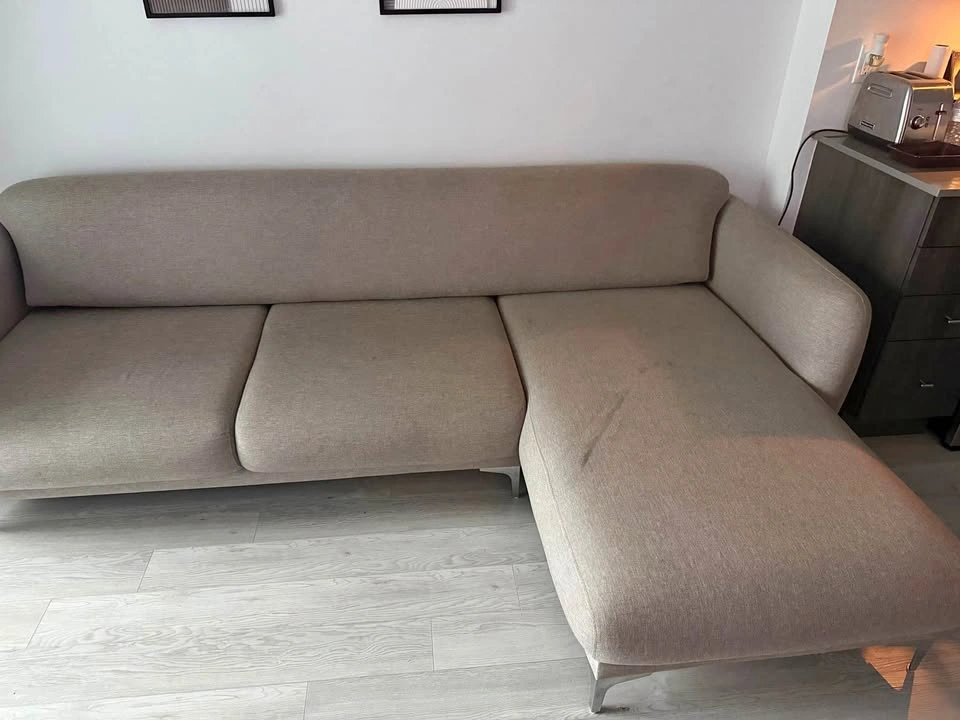 Modern Beige Fabric Sectional Sofa with Chaise