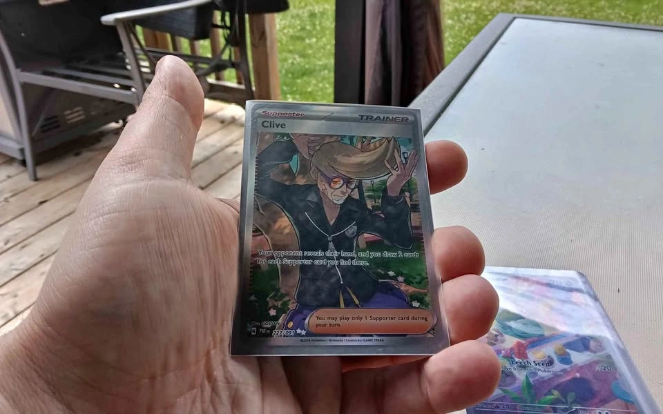 Pokémon - check description: Clive