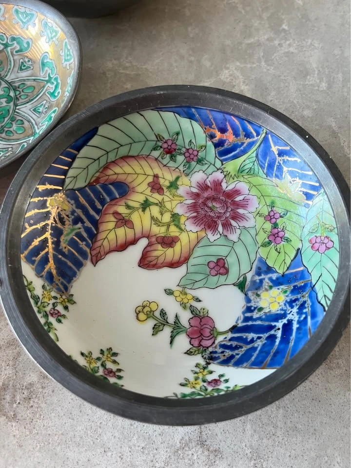 Set of 5 Vintage Japanese porcelain bowl encased in pewter - photo 4
