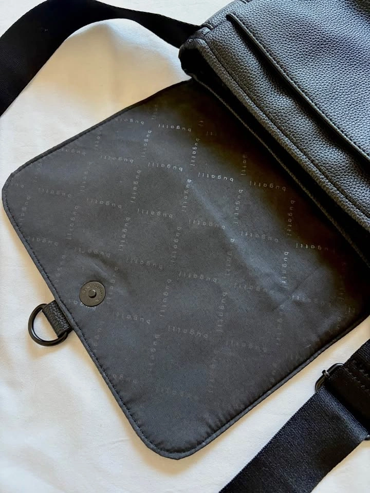 Black leather crossbody messenger bag - photo 5