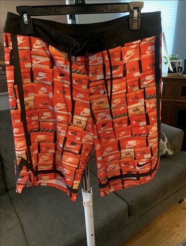 Nike Men’s Athletic Shorts Size 34 Orange/Black Graphic Logo