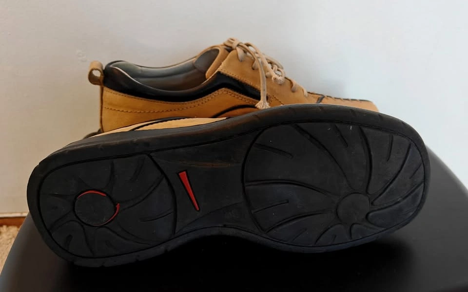 Ferracini Men’s Leather Casual Oxford Sneakers – Size 8 - photo 3