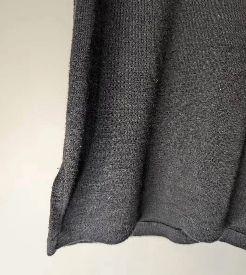 Aritzia Wilfred Free Black Blouse Shirt- Woven Material- Size S - photo 2