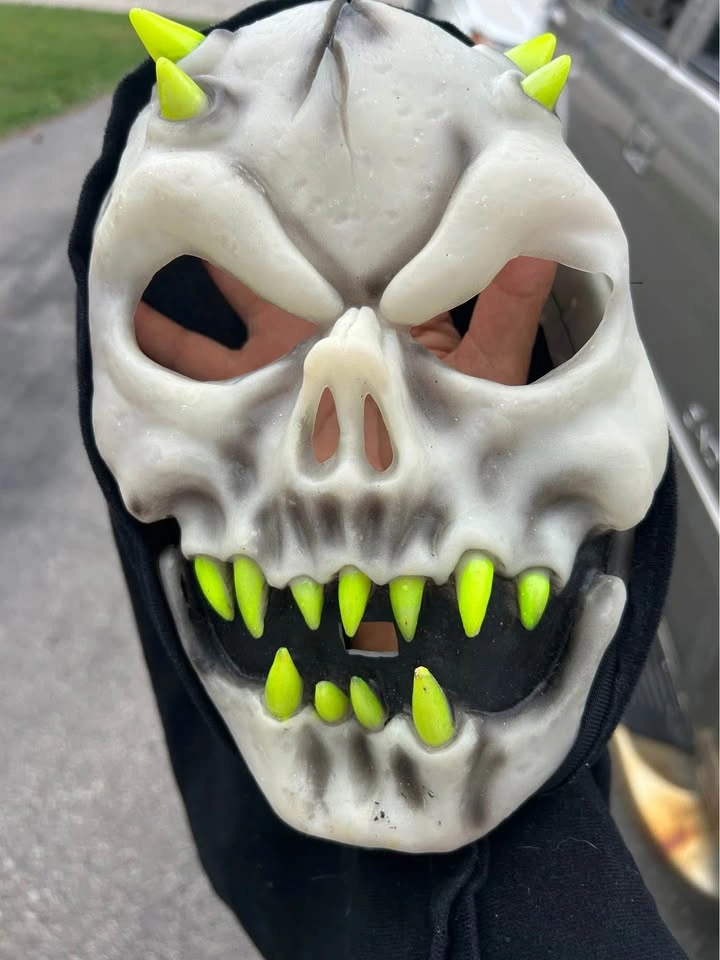 Glow in Dark Demon Skull Mask Horn Hooded Ghoul Monster - photo 3