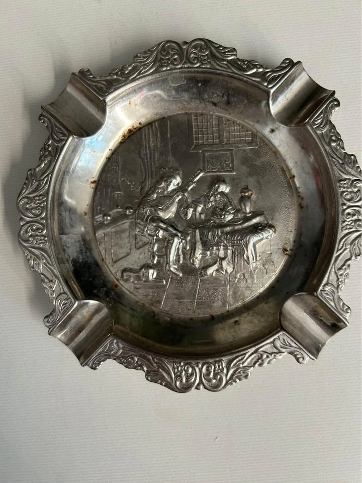 Vintage collectible Ash tray - photo 2