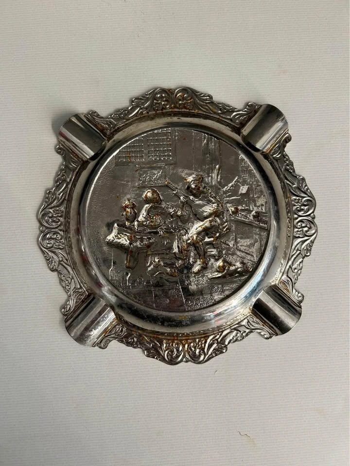 Vintage collectible Ash tray - photo 3