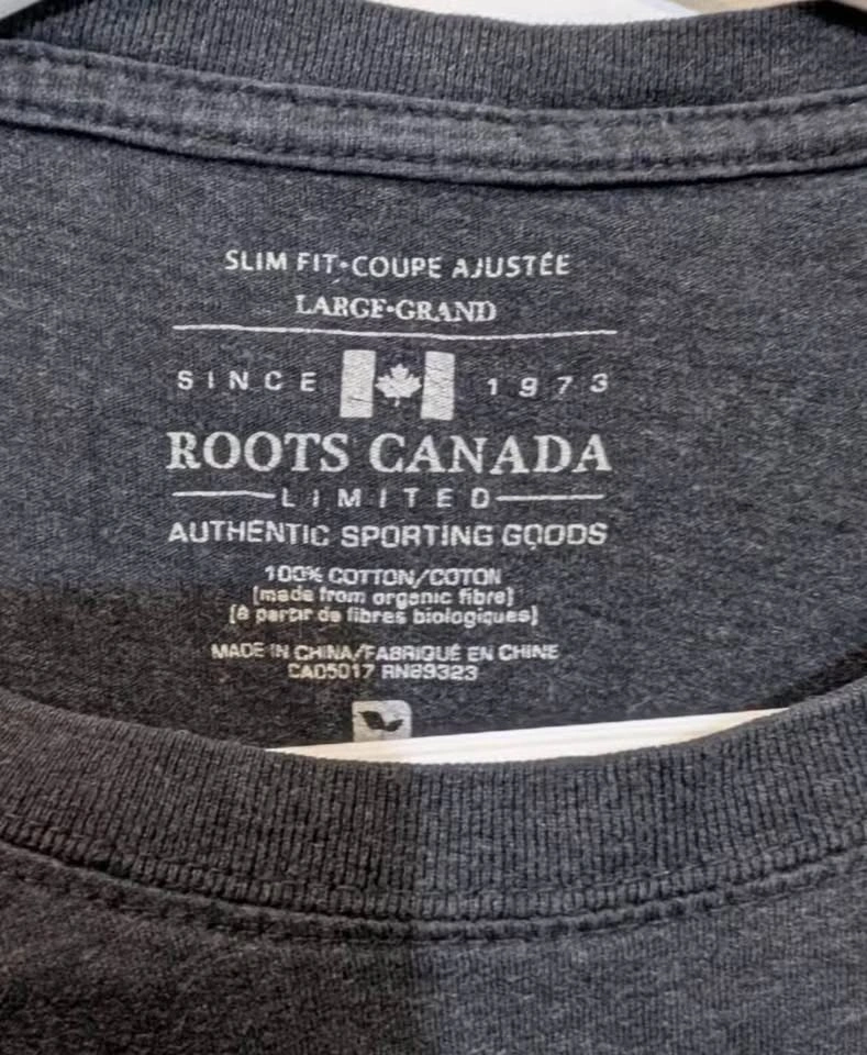 Dark Gray Roots T-Shirt with Beaver Print- Size Large - photo 2