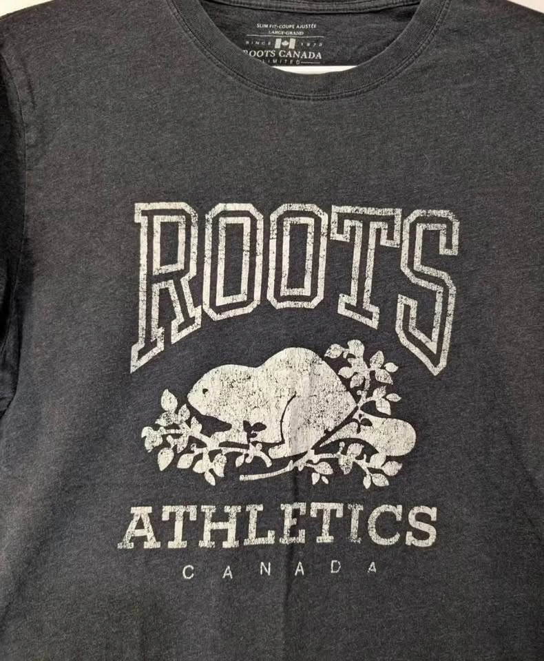Dark Gray Roots T-Shirt with Beaver Print- Size Large - photo 3