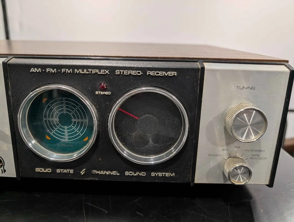 Vintage Electrophonic Model 447 Quadraphonic 8-Track Receiver - photo 4