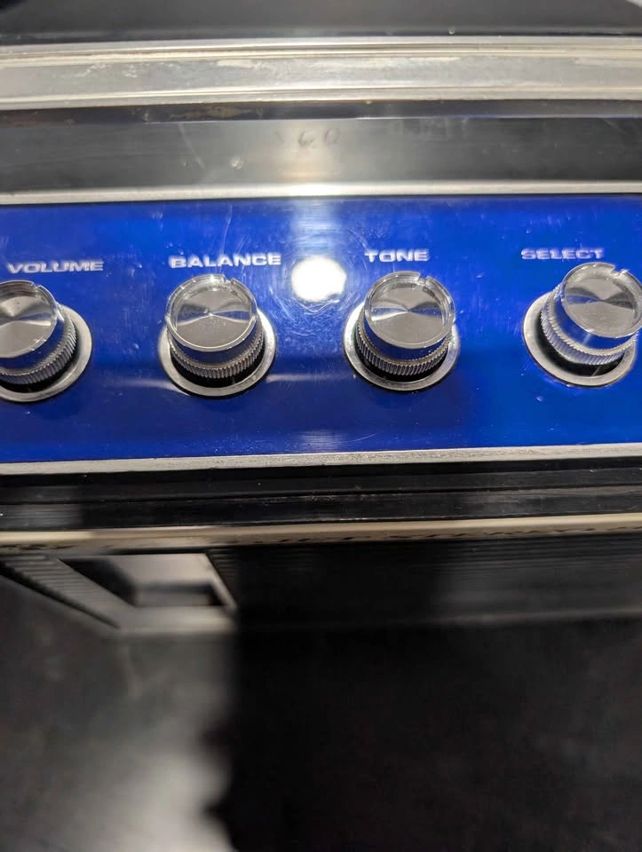 Vintage Lear Jet Stereo 8 Portable 8-Track Player / AM-FM Radio - photo 3