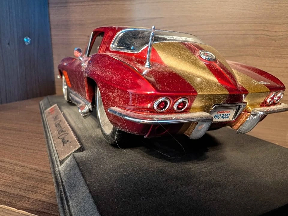 Maisto Pro Rodz 1:18 1965 Chevrolet Corvette Stingray - photo 3